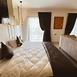 Dorana Art Hotel Kirenia