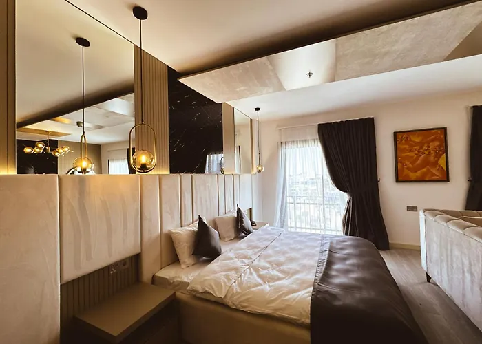 Dorana Art ホテル キレニア