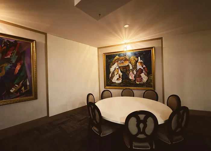 ホテル Dorana Art キレニア