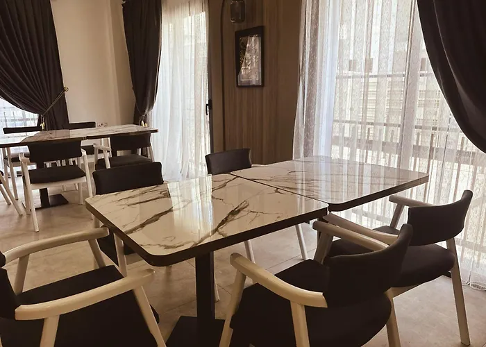 Dorana Art ホテル 3*