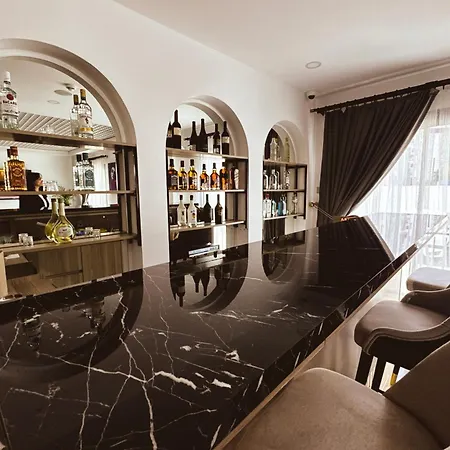 Dorana Art Hotel