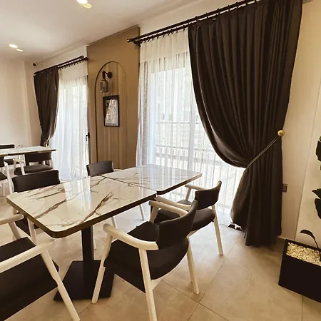 Dorana Art Hotel 3*