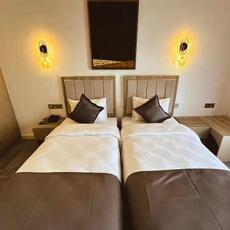 Hotel Dorana Art