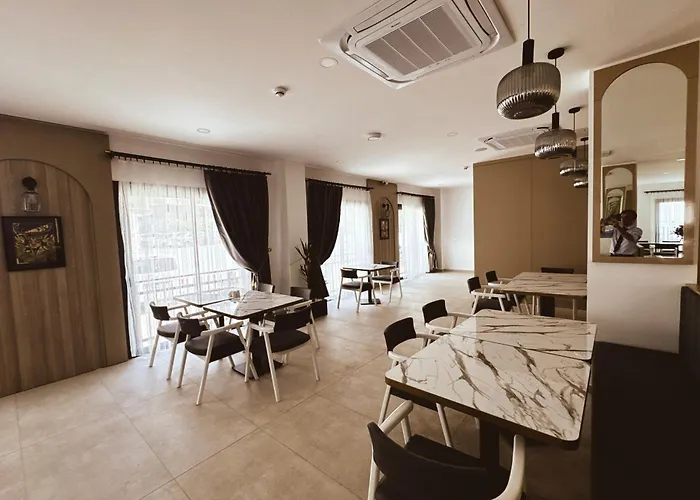 Dorana Art ホテル 3*