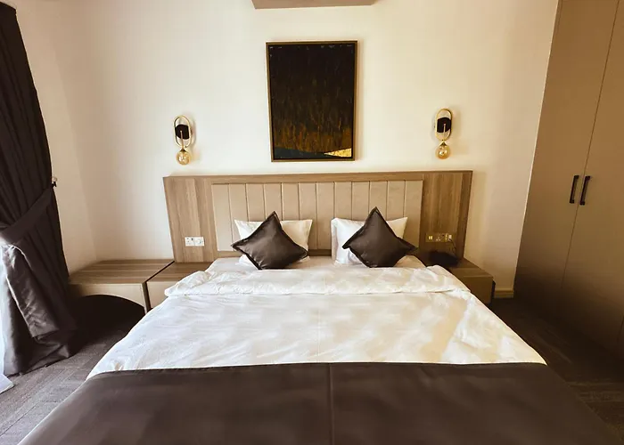 Dorana Art 3* キレニア