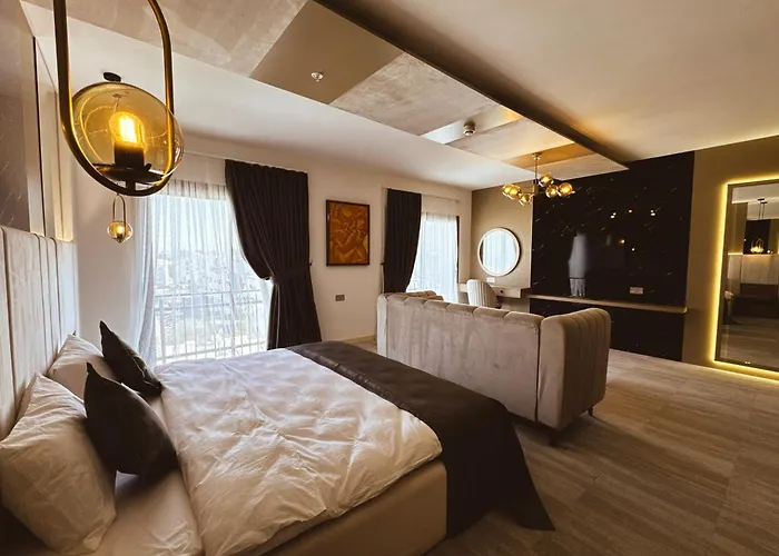 Dorana Art 3* キレニア