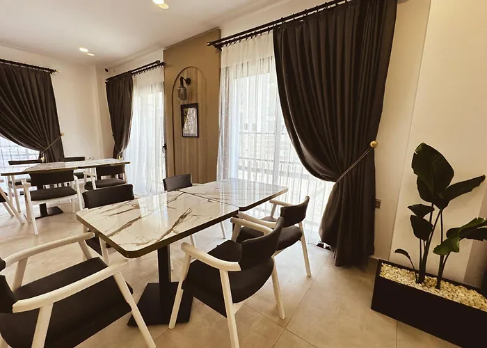 Dorana Art ホテル 3*